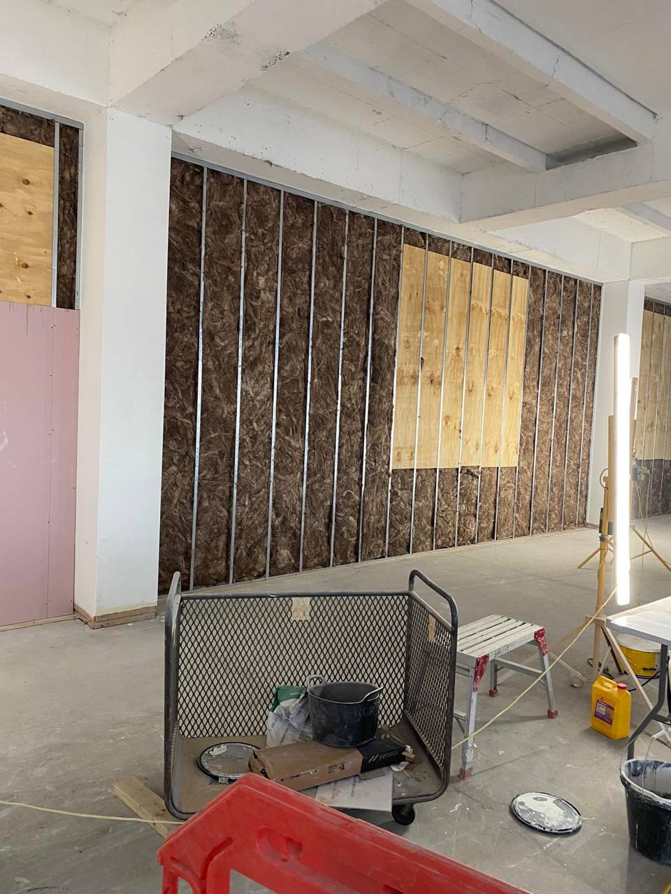 Shepherd's Bush | W12 9RB gallery image 4